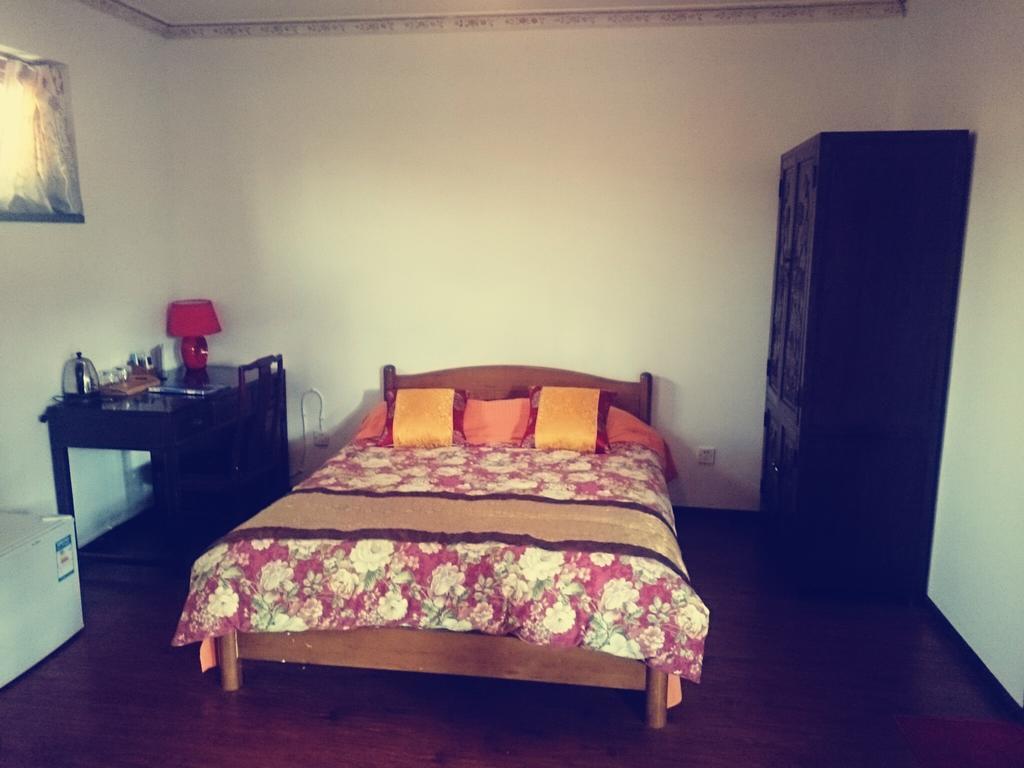 Templeside Deluxe Hutong Hotel Pequim Quarto foto